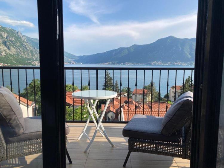 Apartments Fantasy Kotor Luaran gambar