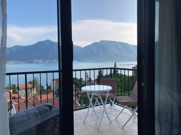 Apartments Fantasy Kotor Luaran gambar